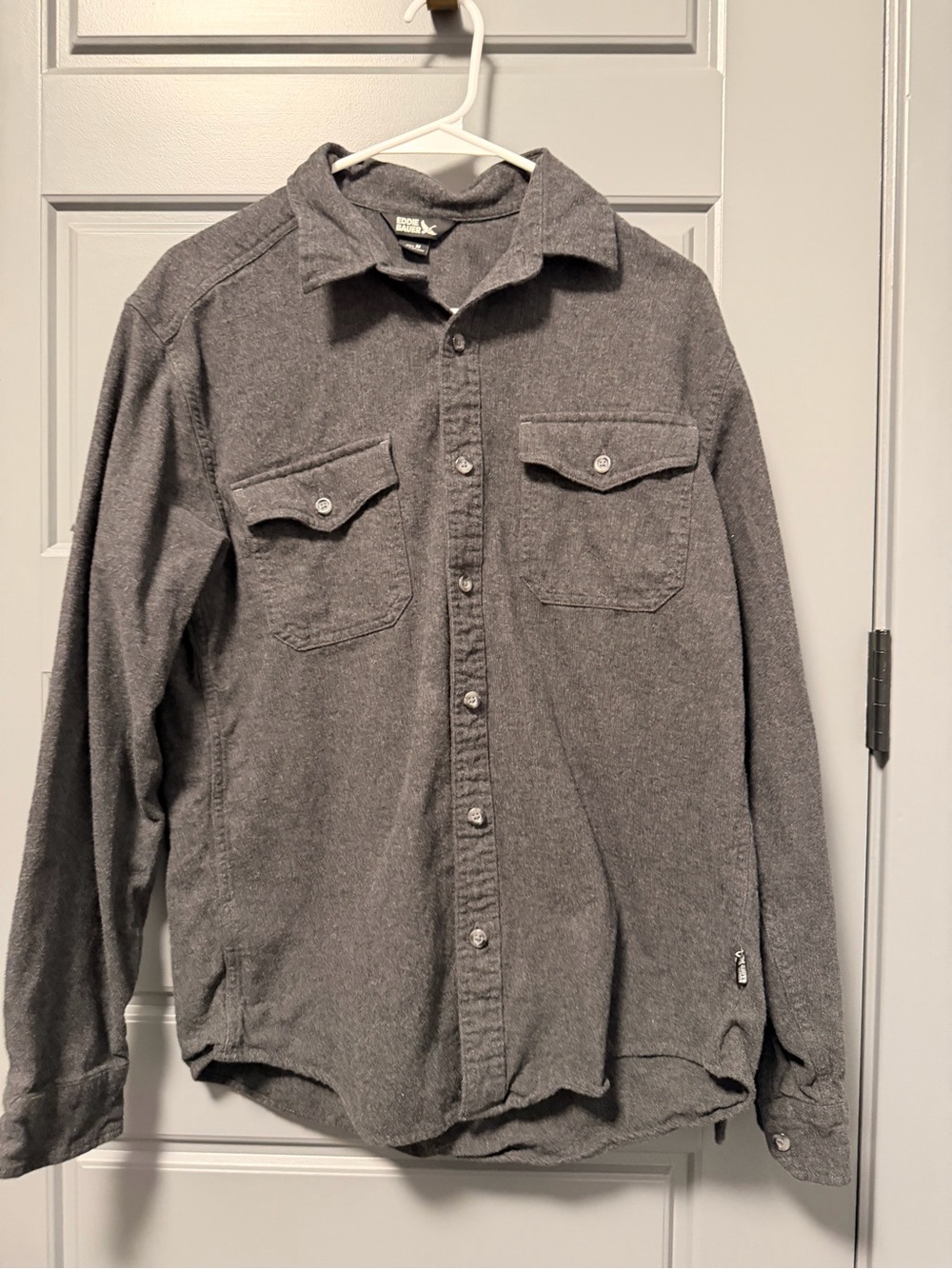 Eddie Bauer Men's Dark Gray Button Flannel Shirt MEDIUM 100% Cotton